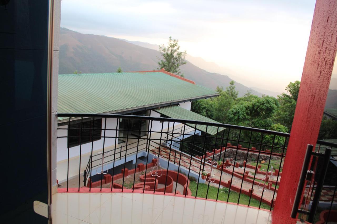 The Greenwood Resort Chikmagalur - Escape To Tranquil Mountain Views Exterior photo