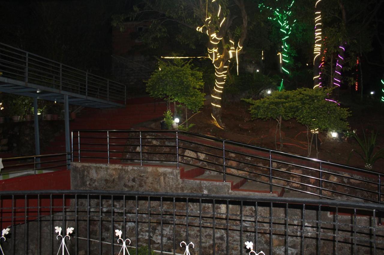 The Greenwood Resort Chikmagalur - Escape To Tranquil Mountain Views Exterior photo